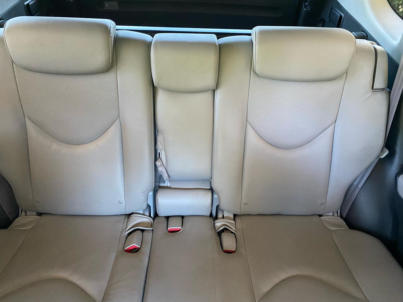 Toyota RAV4 Limited FWD 2007