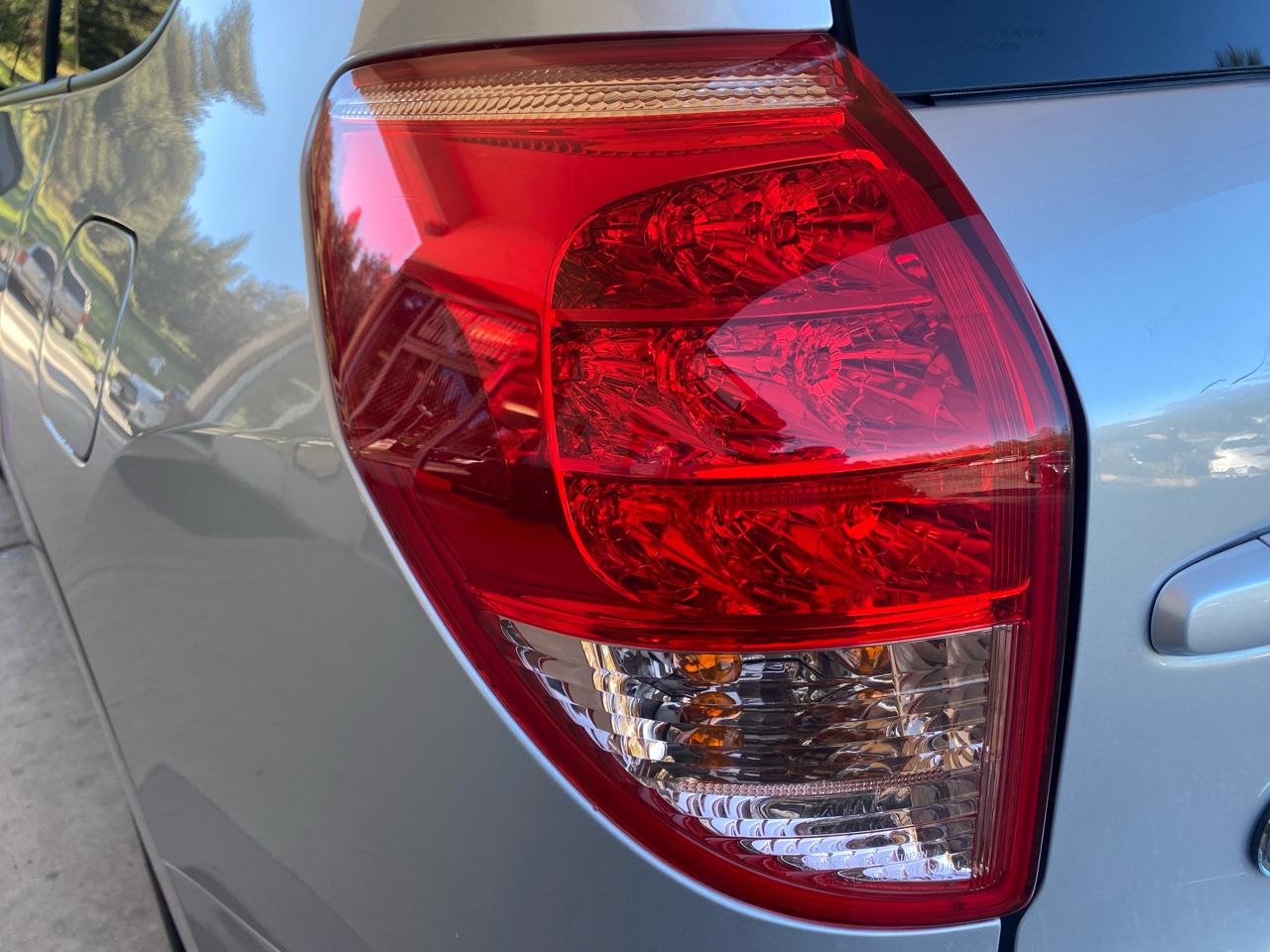 Toyota RAV4 Limited FWD 2007