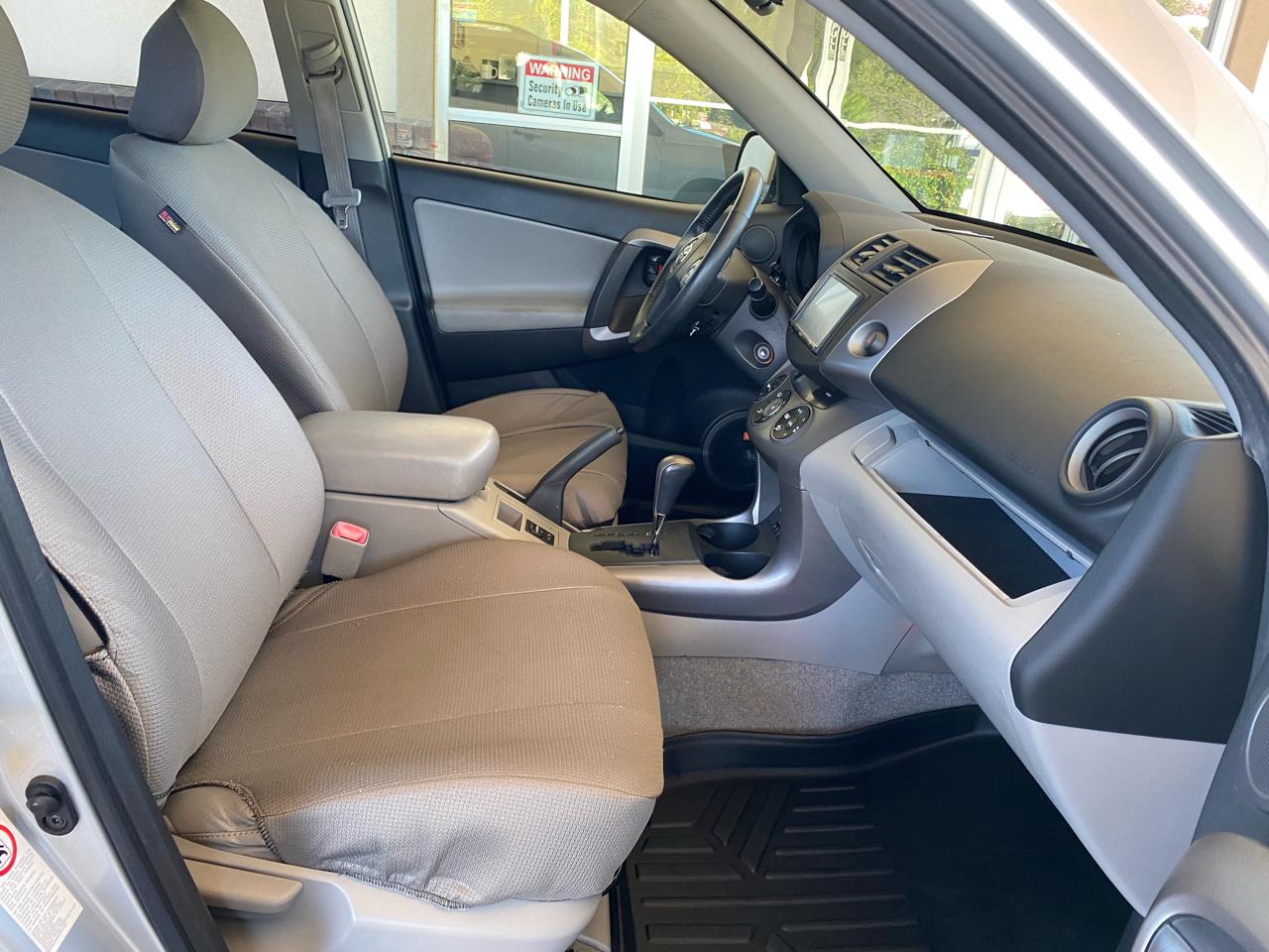 Toyota RAV4 Limited FWD 2007