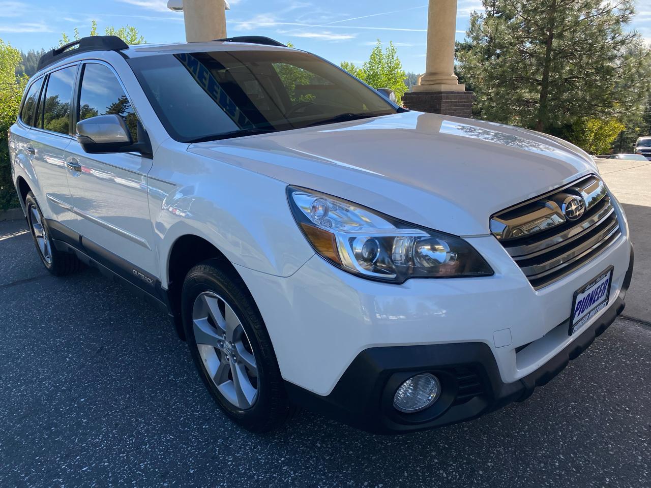 Subaru Outback 4dr Wgn H4 Auto 2.5i Limited 2013
