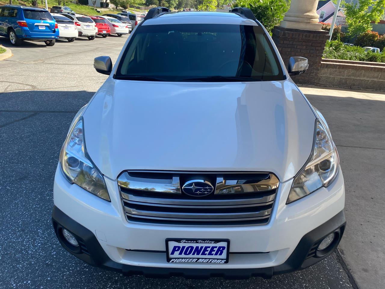 Subaru Outback 4dr Wgn H4 Auto 2.5i Limited 2013