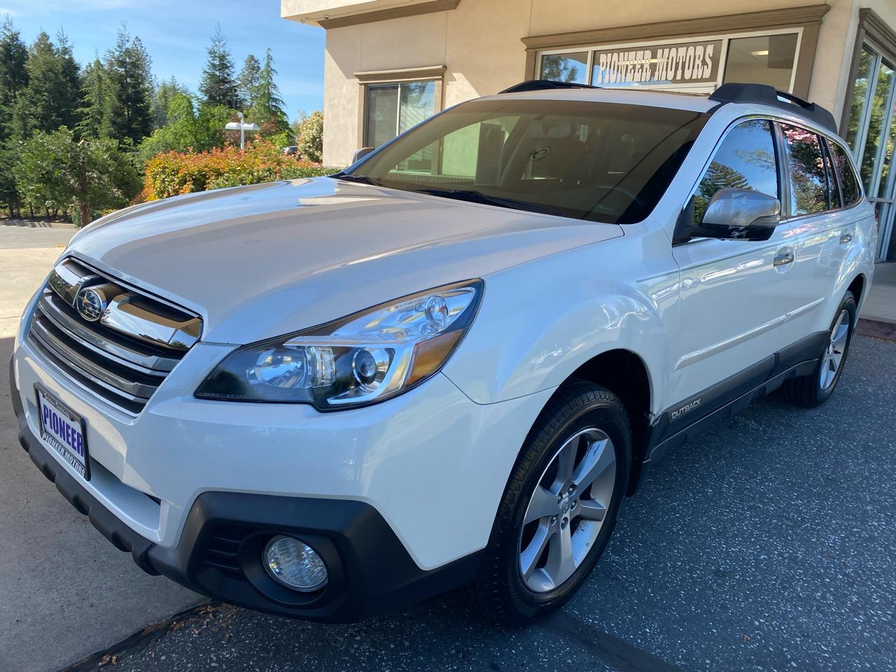 Subaru Outback 4dr Wgn H4 Auto 2.5i Limited 2013