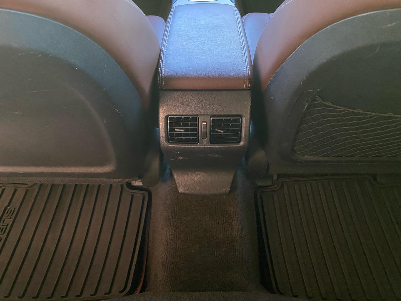 Subaru Outback 4dr Wgn H4 Auto 2.5i Limited 2013