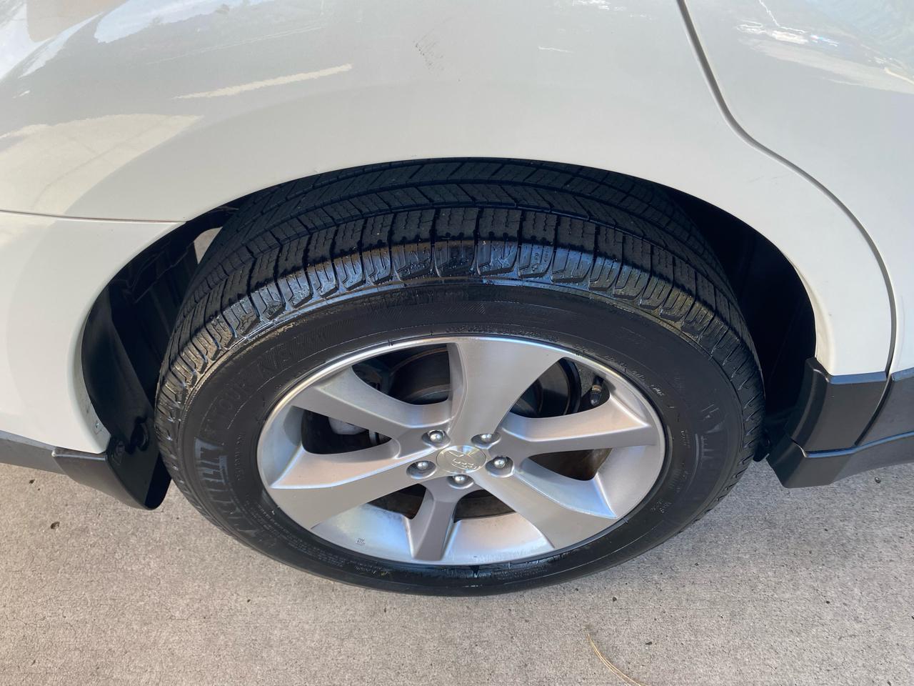 Subaru Outback 4dr Wgn H4 Auto 2.5i Limited 2013