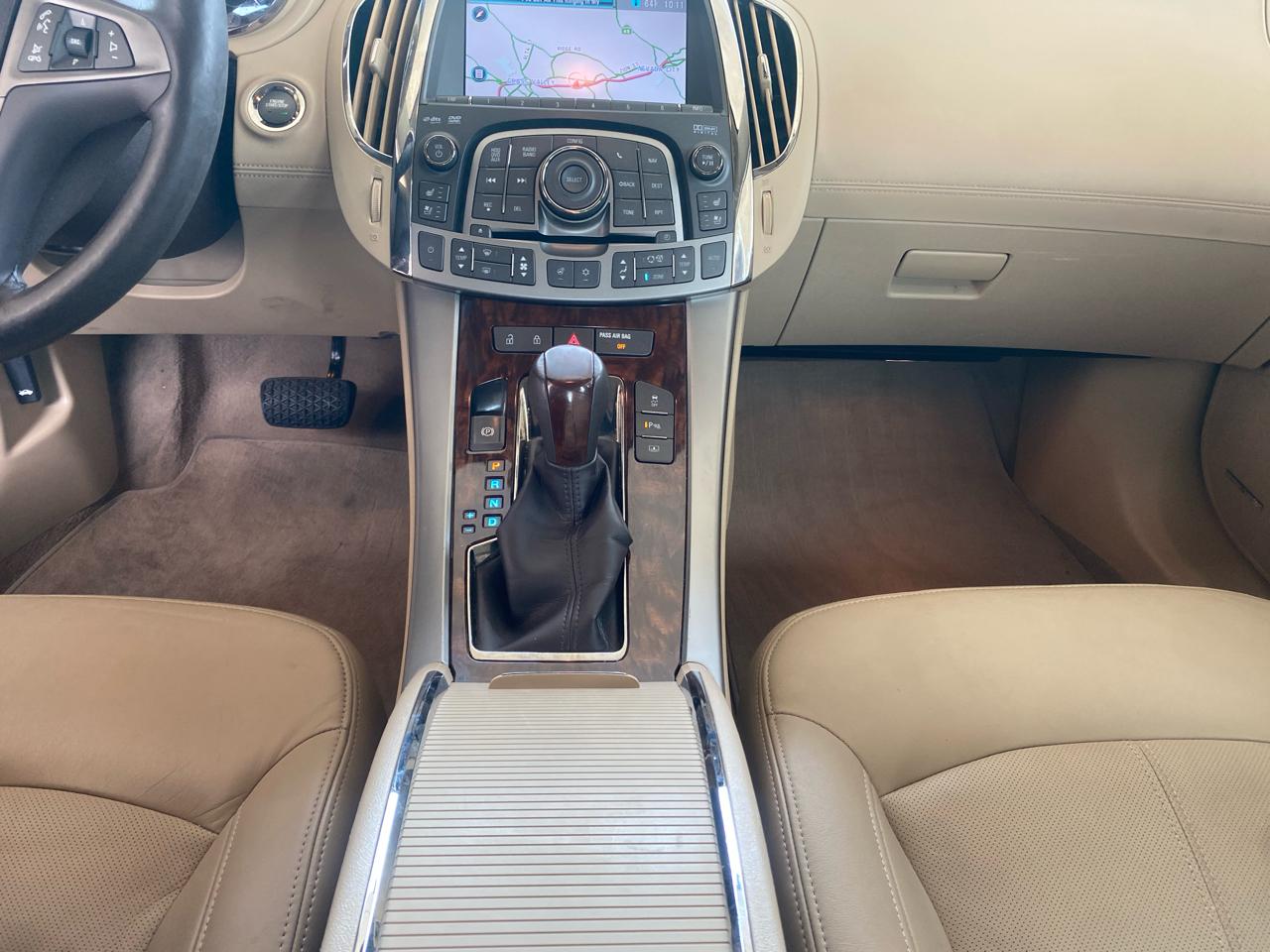 Buick LaCrosse 4dr Sdn CXL 3.0L FWD 2010