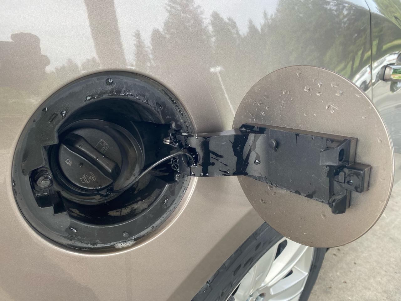 Buick LaCrosse 4dr Sdn CXL 3.0L FWD 2010