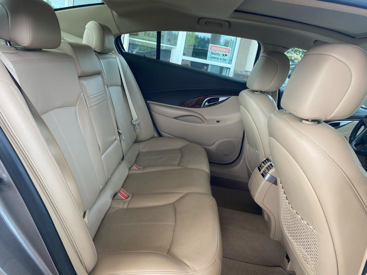 Buick LaCrosse 4dr Sdn CXL 3.0L FWD 2010