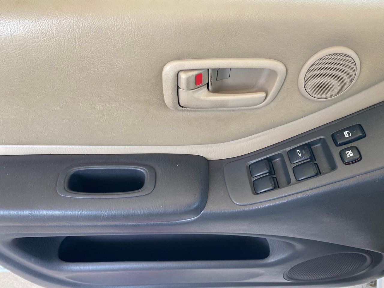 Toyota Highlander  2002