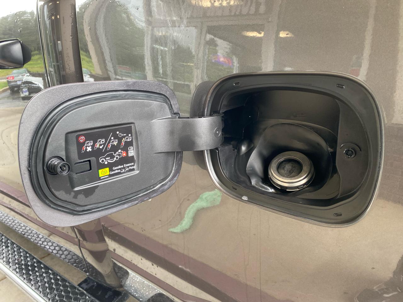 RAM 1500 Big Horn 4x4 Quad Cab 6'4" Box 2023