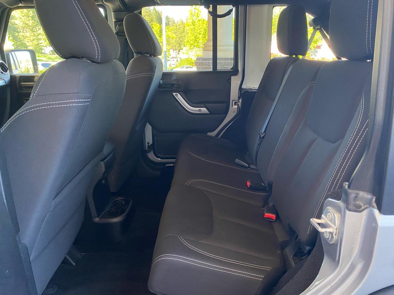 Jeep Wrangler Unlimited 4WD 4dr Rubicon 2015