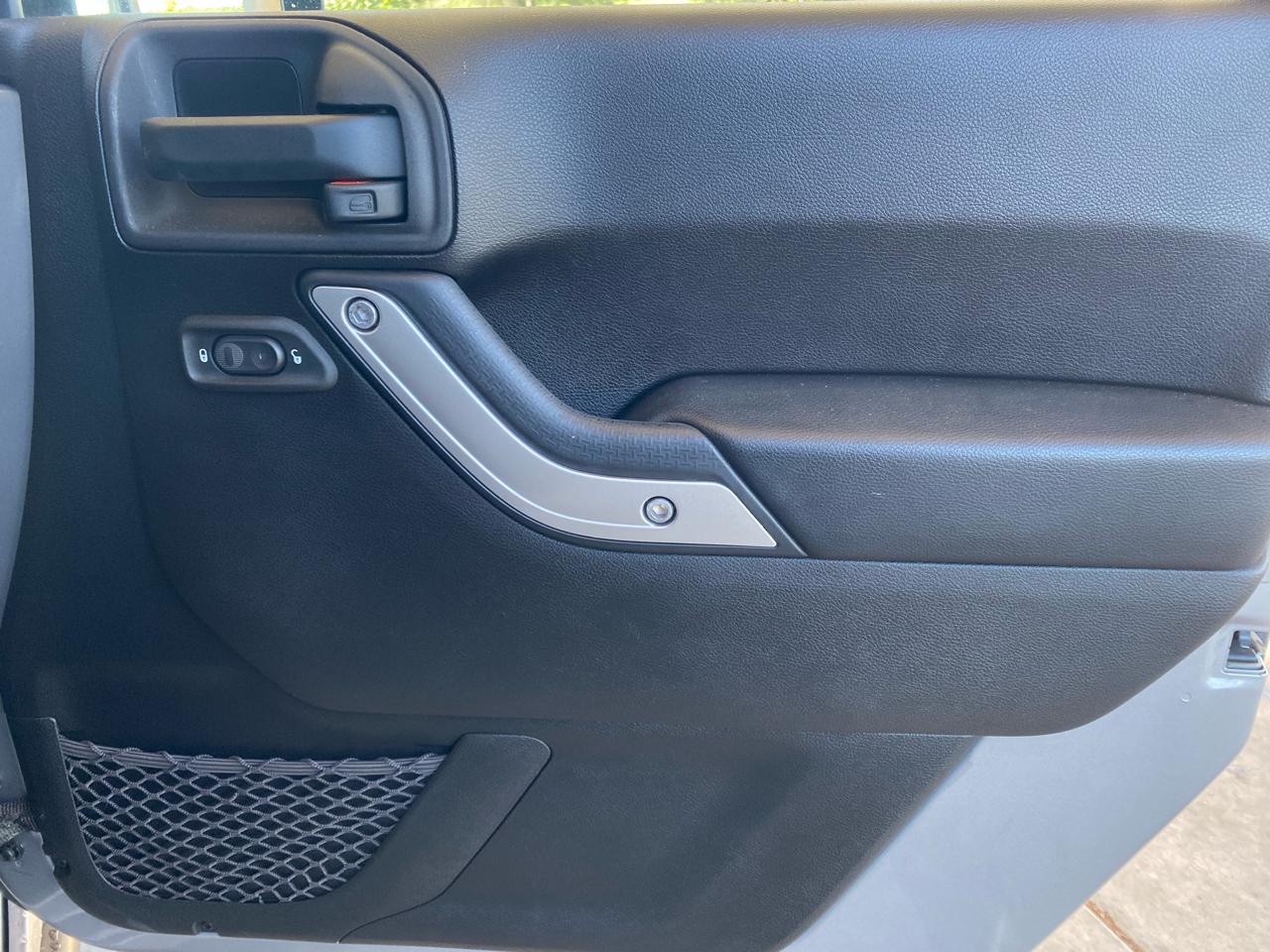 Jeep Wrangler Unlimited 4WD 4dr Rubicon 2015