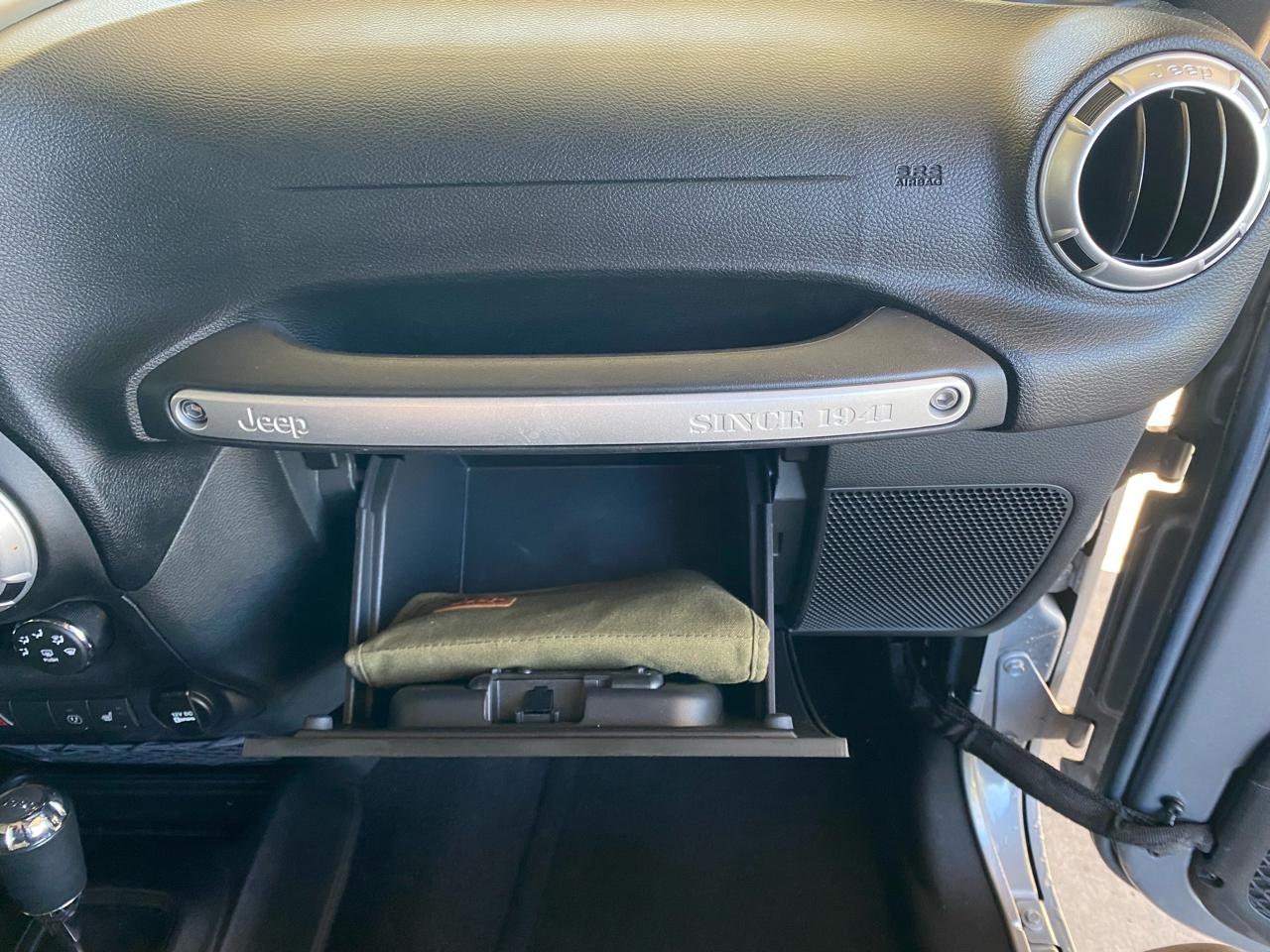 Jeep Wrangler Unlimited 4WD 4dr Rubicon 2015