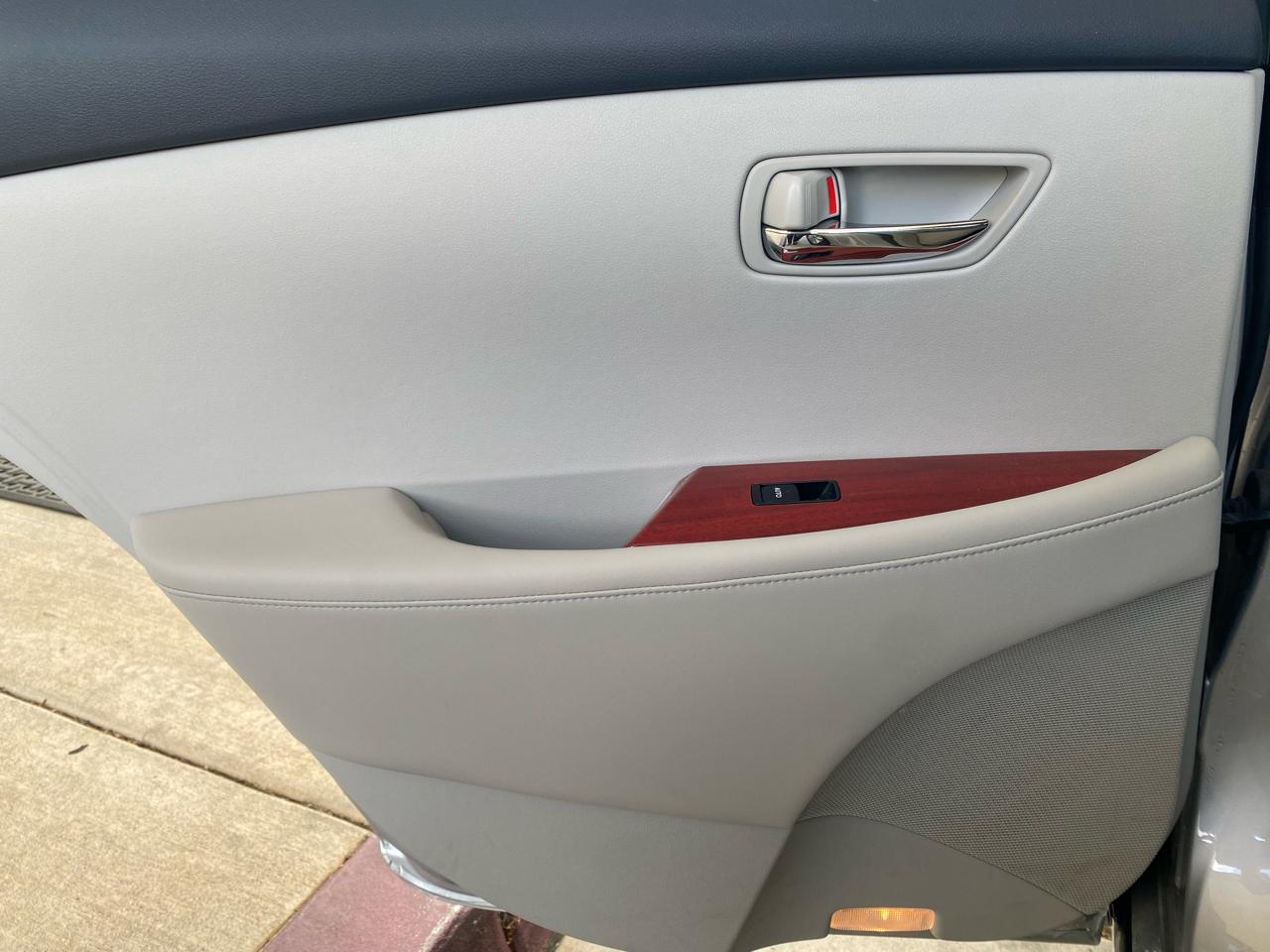 Lexus ES 350 4dr Sdn 2009