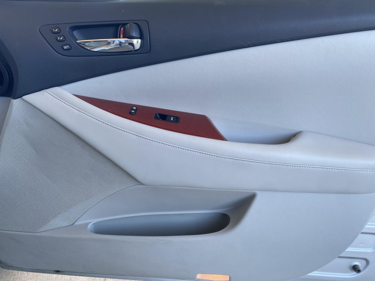 Lexus ES 350 4dr Sdn 2009