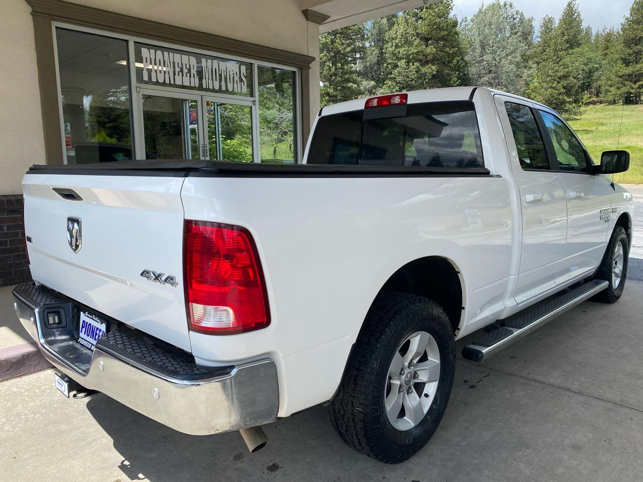 RAM 1500 Classic SLT 4x4 Quad Cab 6'4" Box 2019