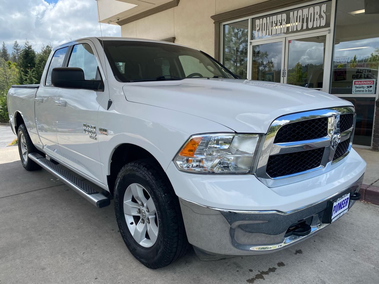 RAM 1500 Classic SLT 4x4 Quad Cab 6'4" Box 2019