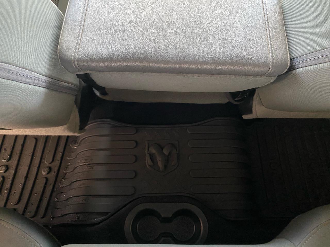 RAM 1500 Classic SLT 4x4 Quad Cab 6'4" Box 2019