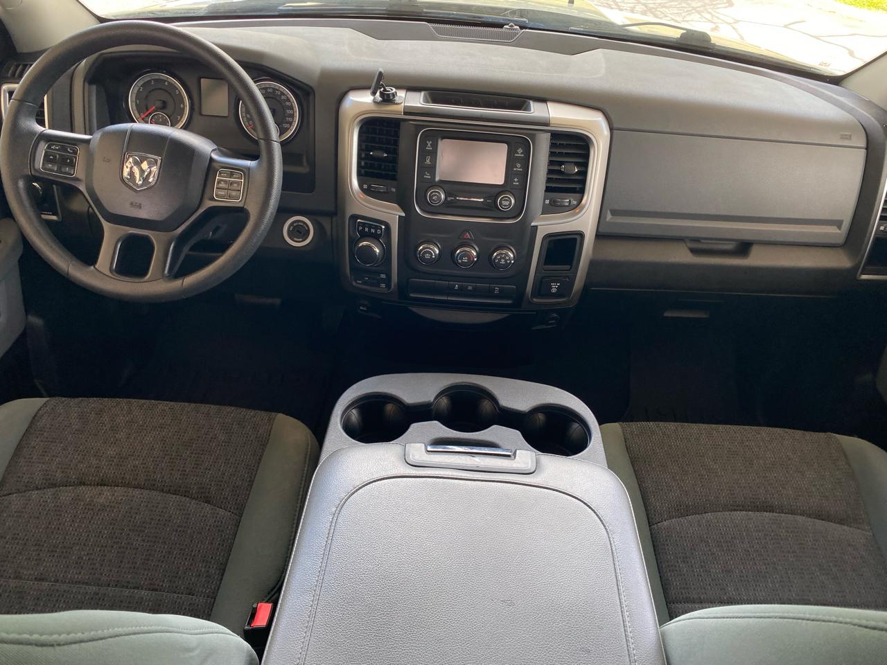 RAM 1500 Classic SLT 4x4 Quad Cab 6'4" Box 2019