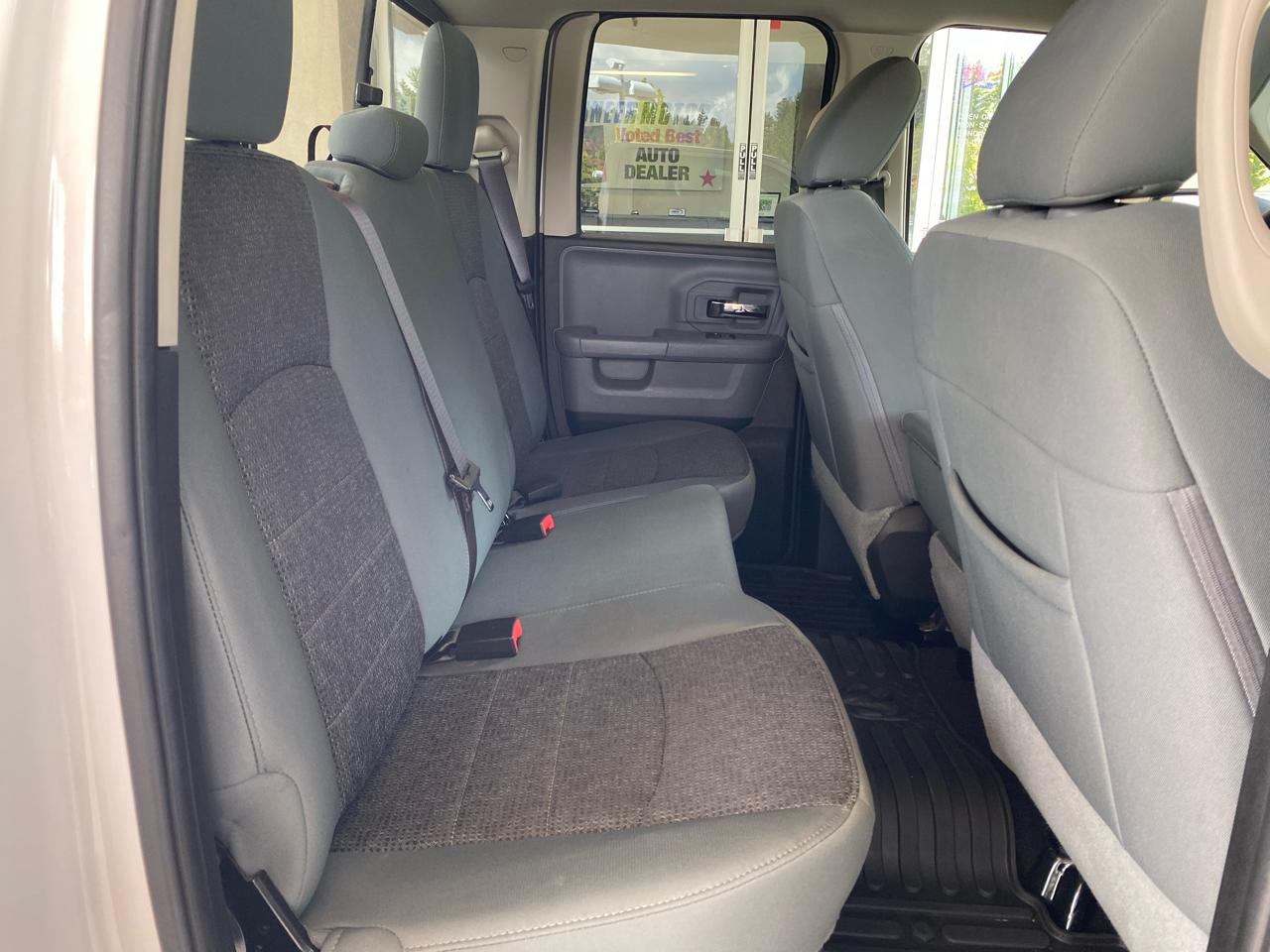 RAM 1500 Classic SLT 4x4 Quad Cab 6'4" Box 2019