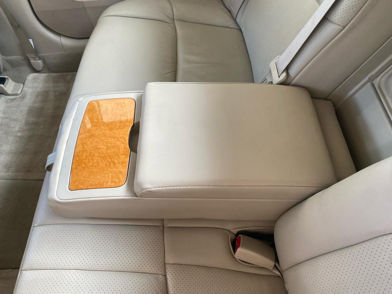 Toyota Avalon  2005