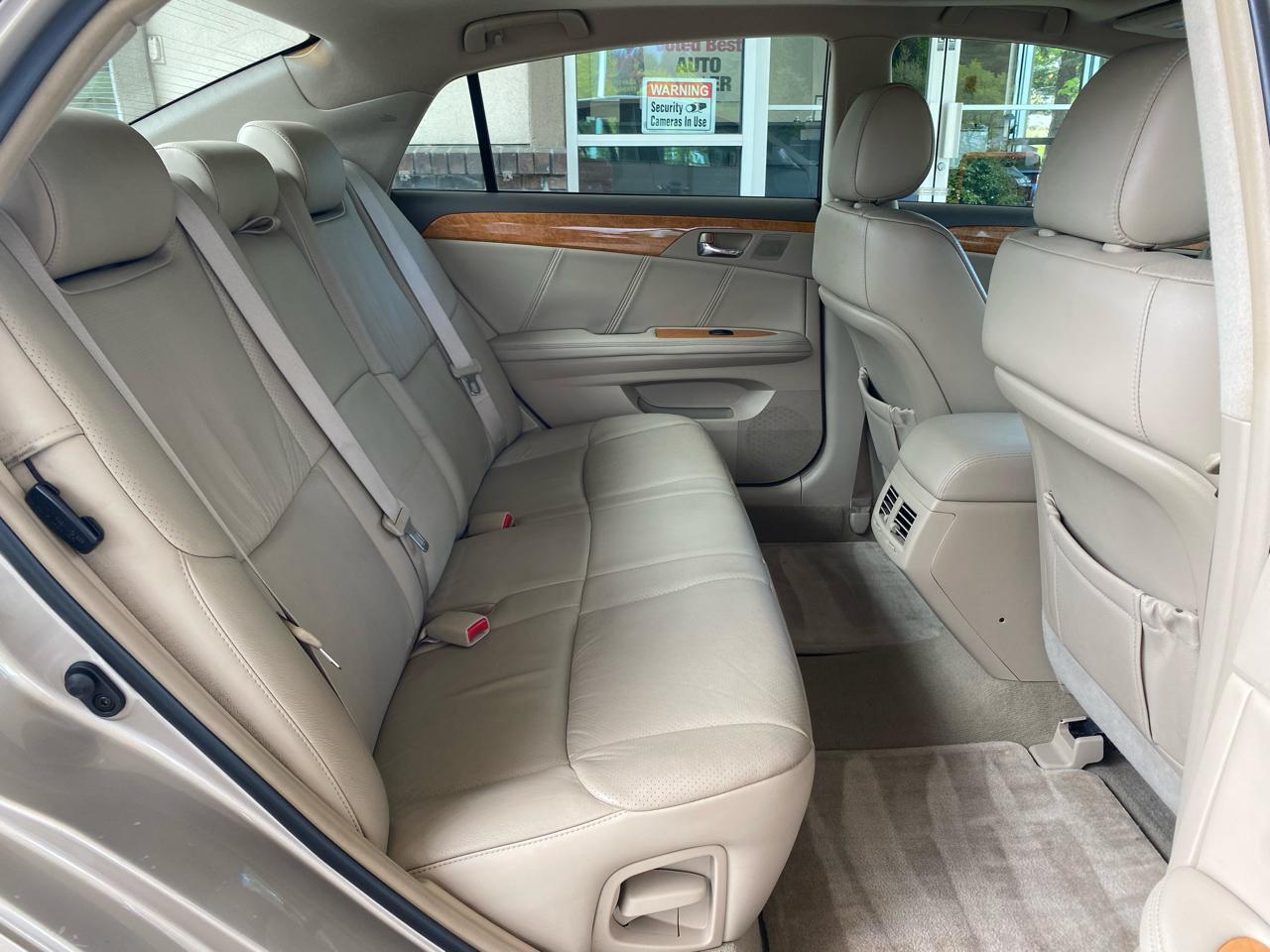 Toyota Avalon  2005
