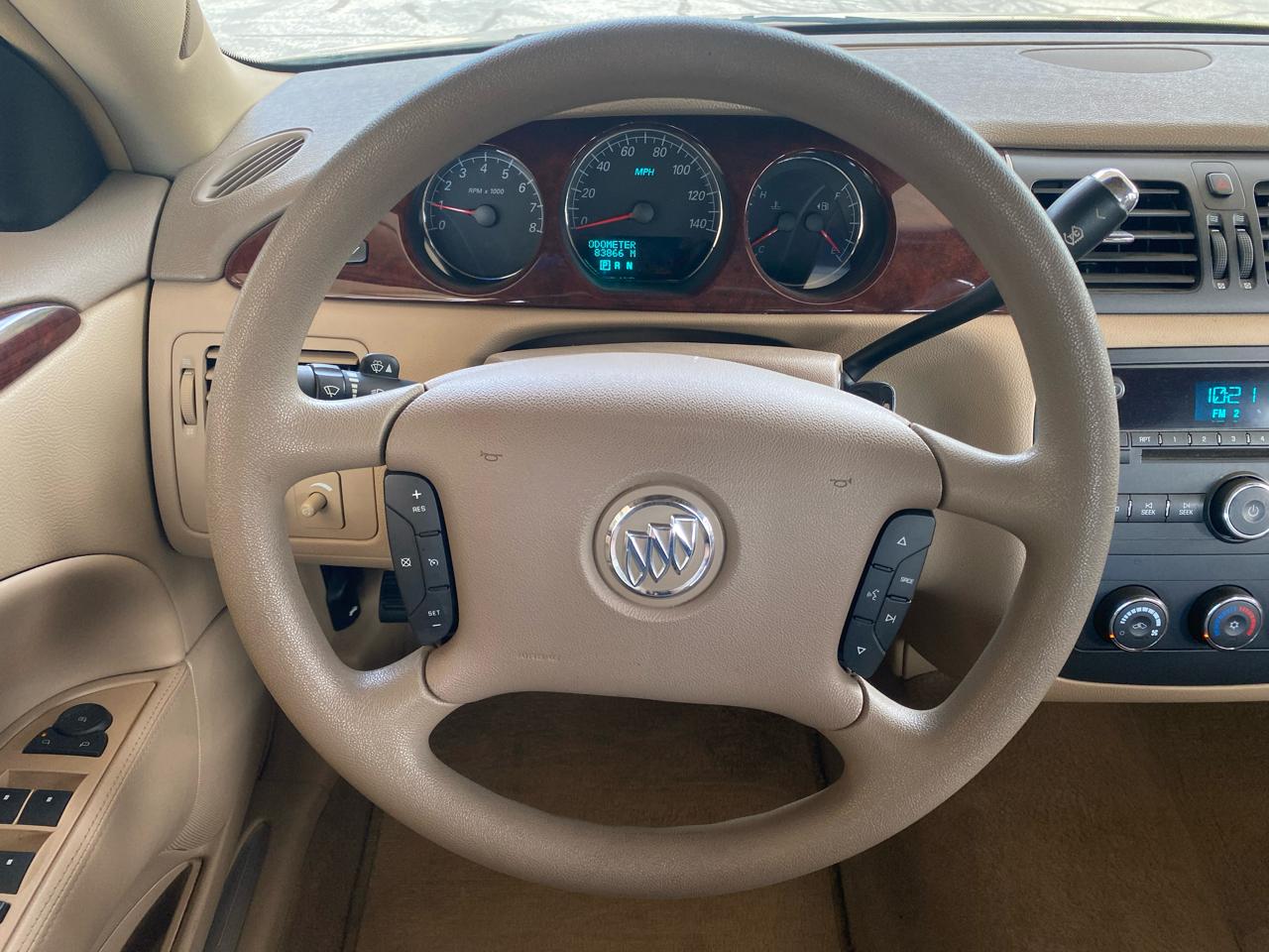 Buick Lucerne 4dr Sdn CX 2006