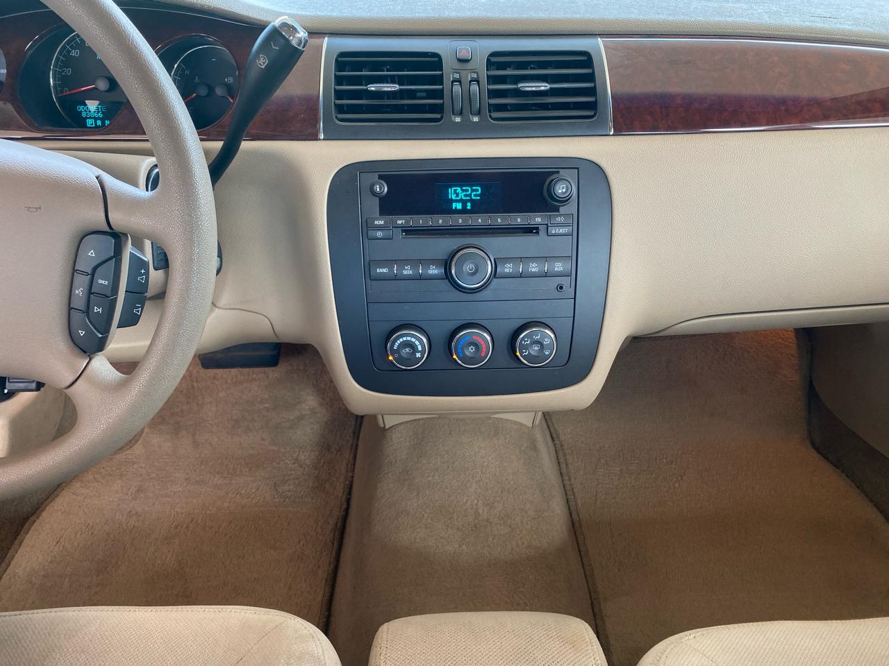 Buick Lucerne 4dr Sdn CX 2006