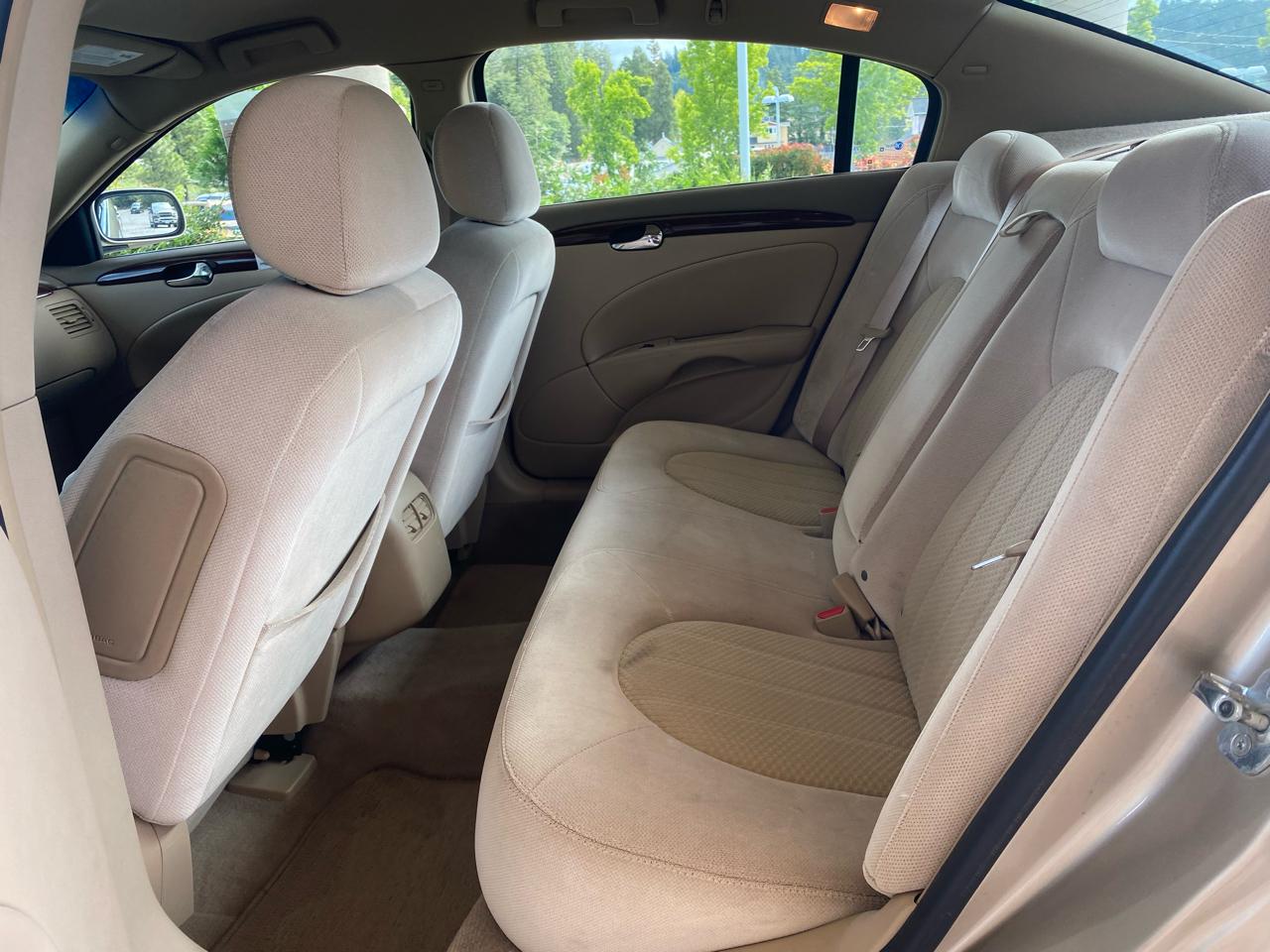 Buick Lucerne 4dr Sdn CX 2006