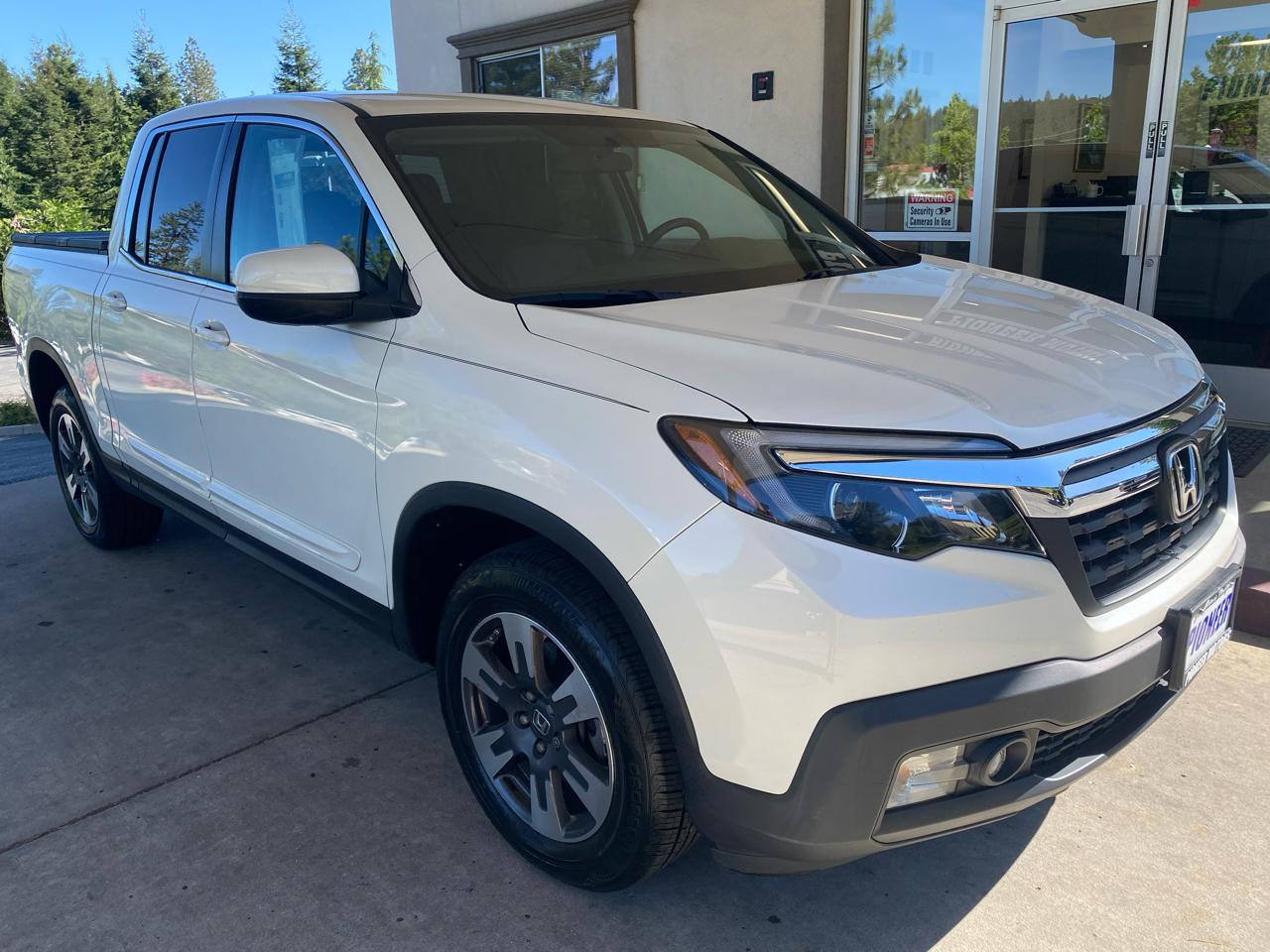 Honda Ridgeline RTL 4x4 Crew Cab 5.3' Bed 2017
