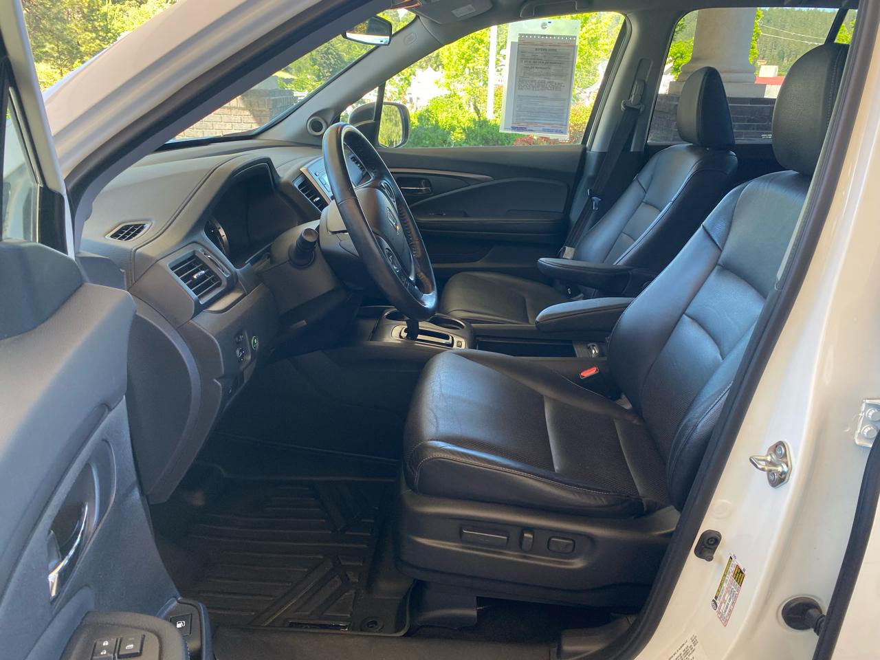 Honda Ridgeline RTL 4x4 Crew Cab 5.3' Bed 2017