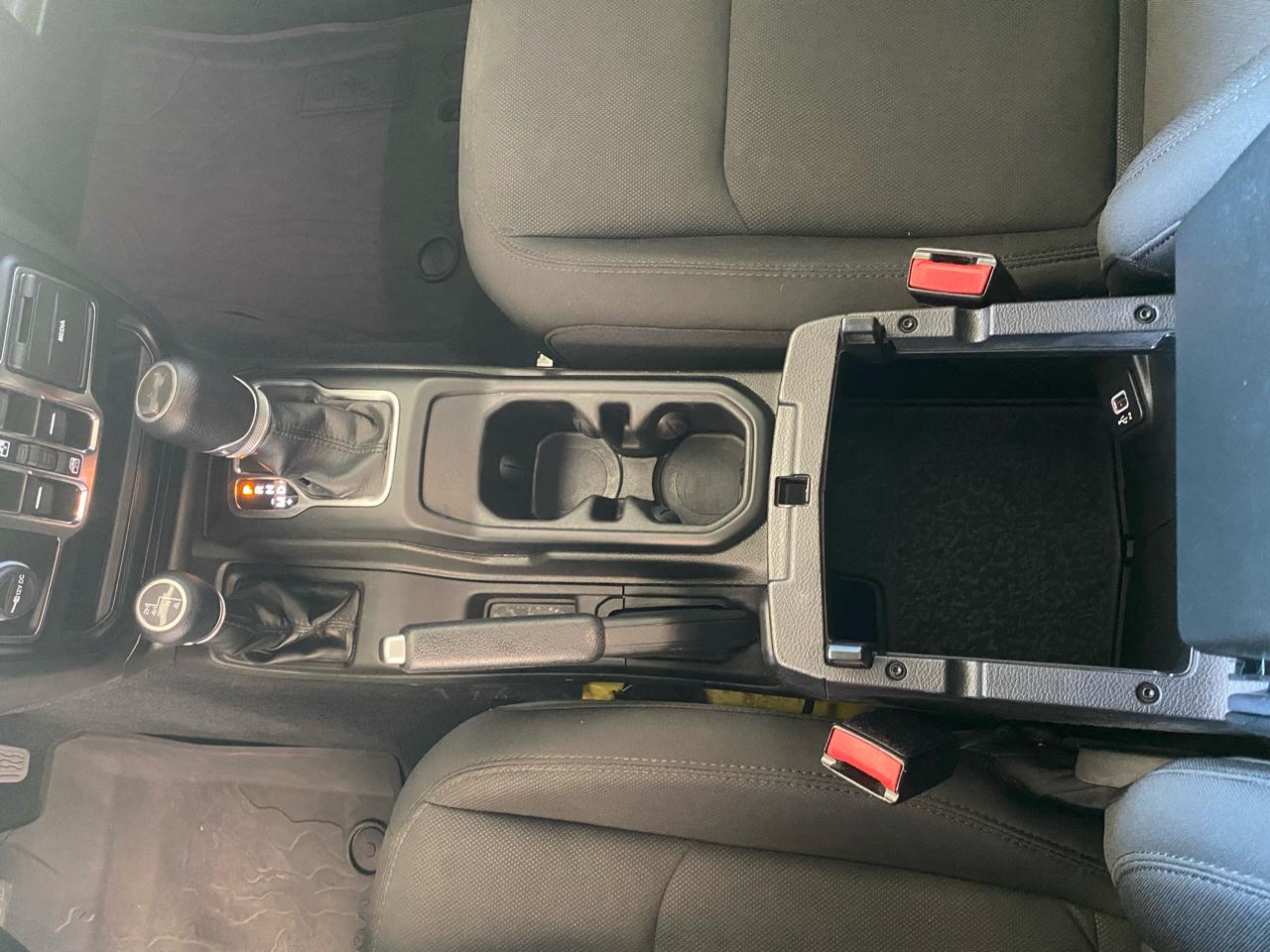 Jeep Wrangler Unlimited High Tide 4x4 2022