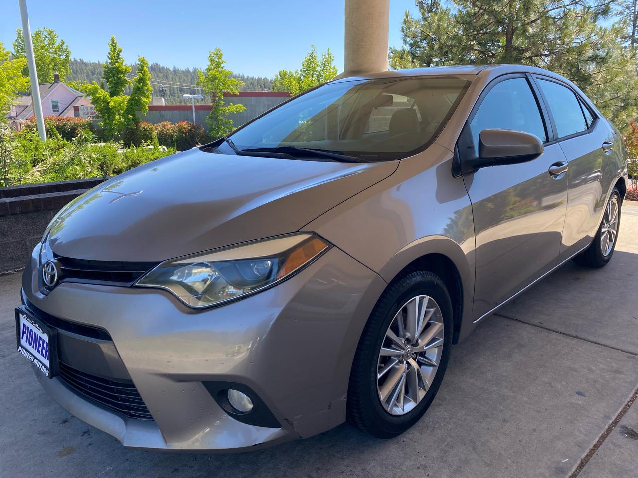 Toyota Corolla  2015