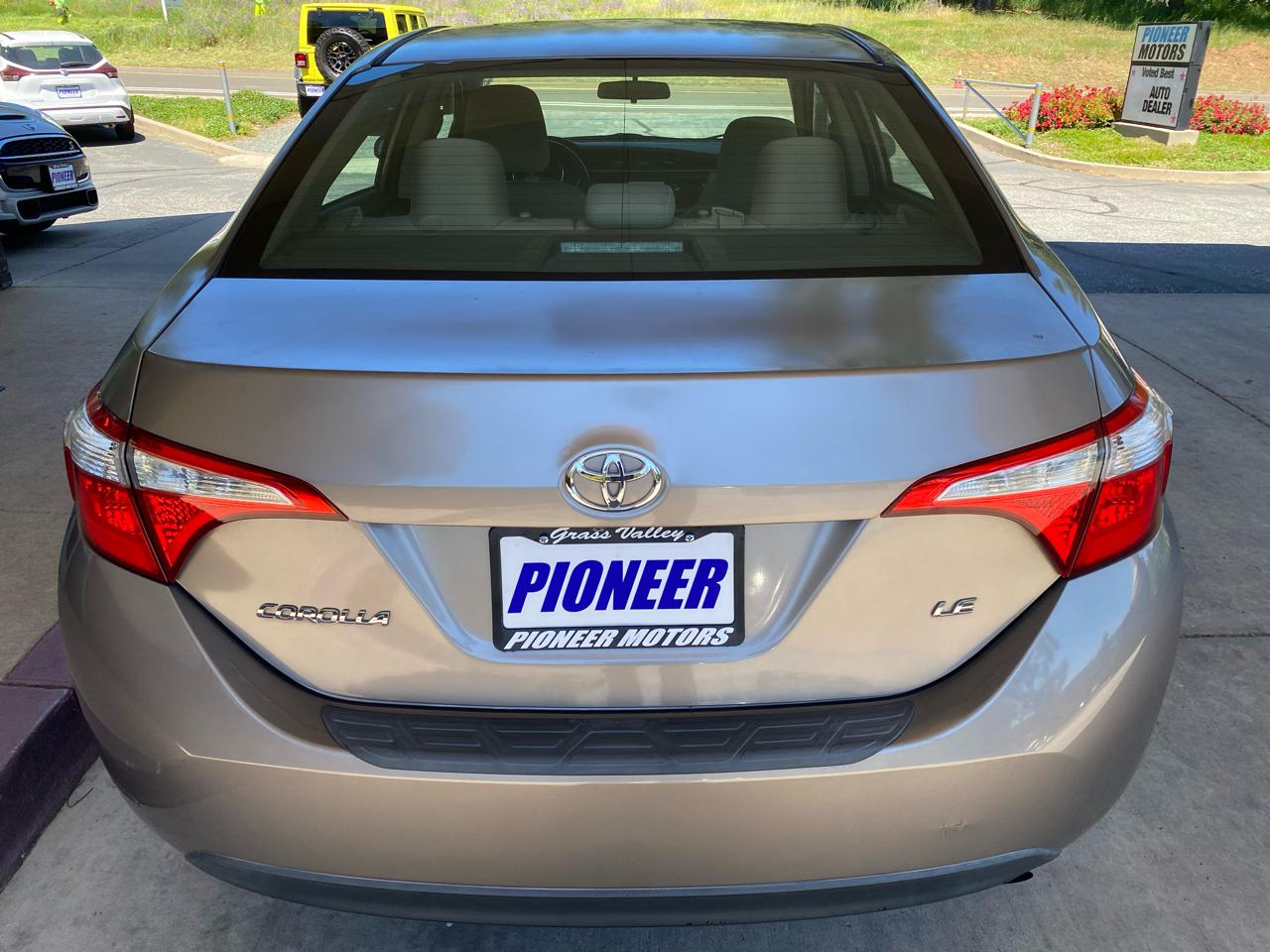 Toyota Corolla  2015