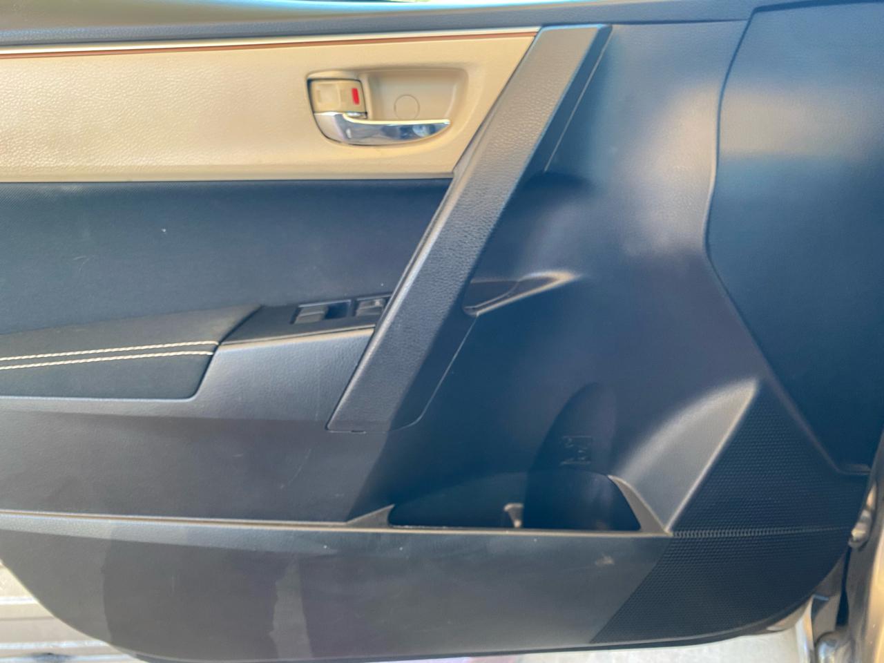 Toyota Corolla  2015