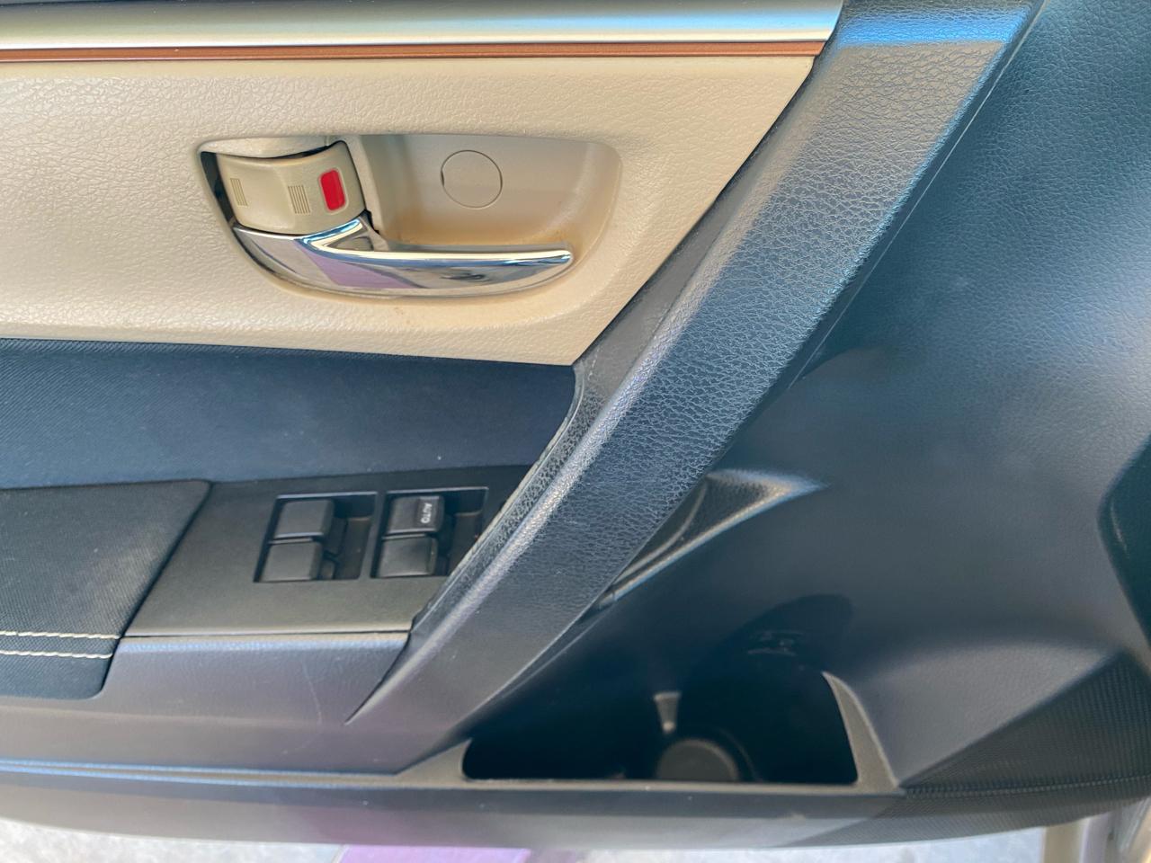 Toyota Corolla  2015