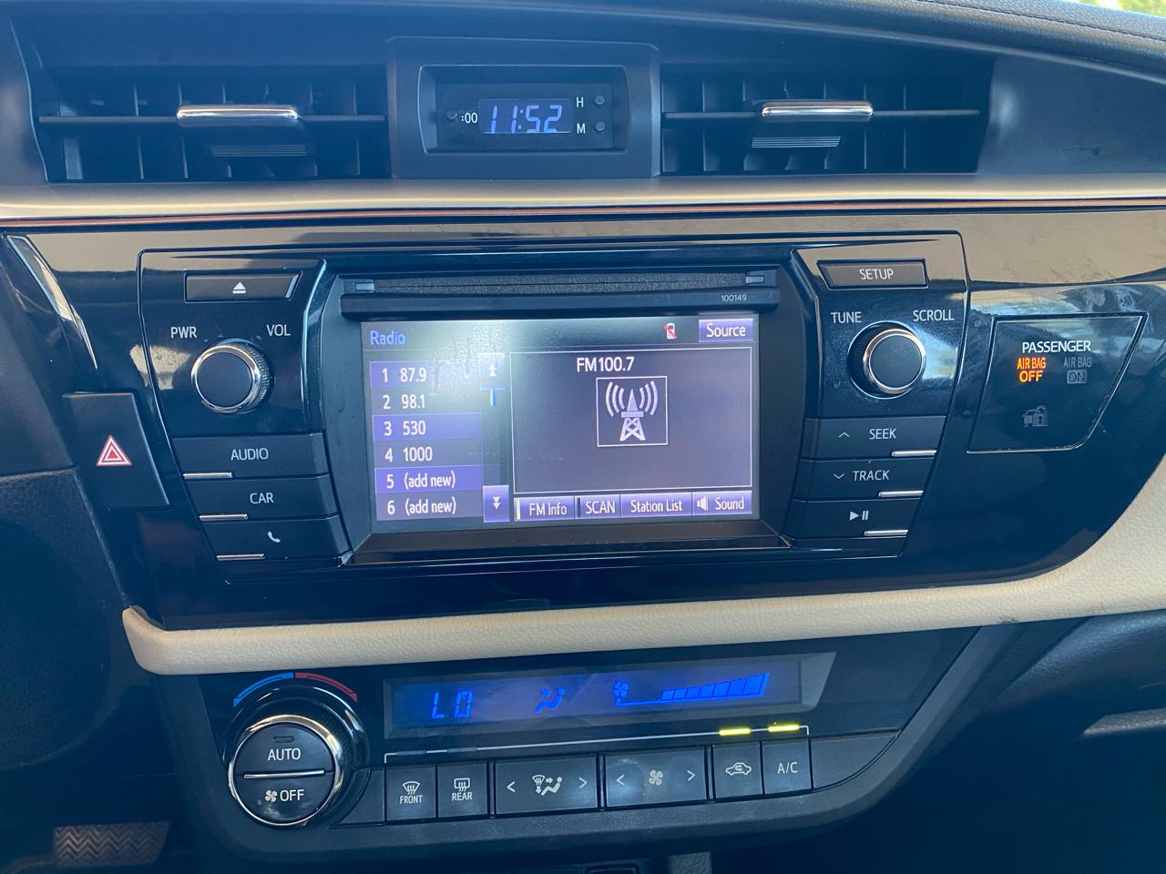 Toyota Corolla  2015