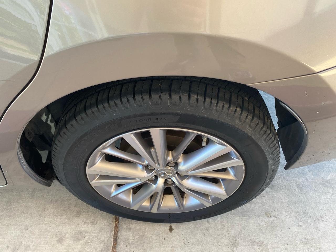 Toyota Corolla  2015