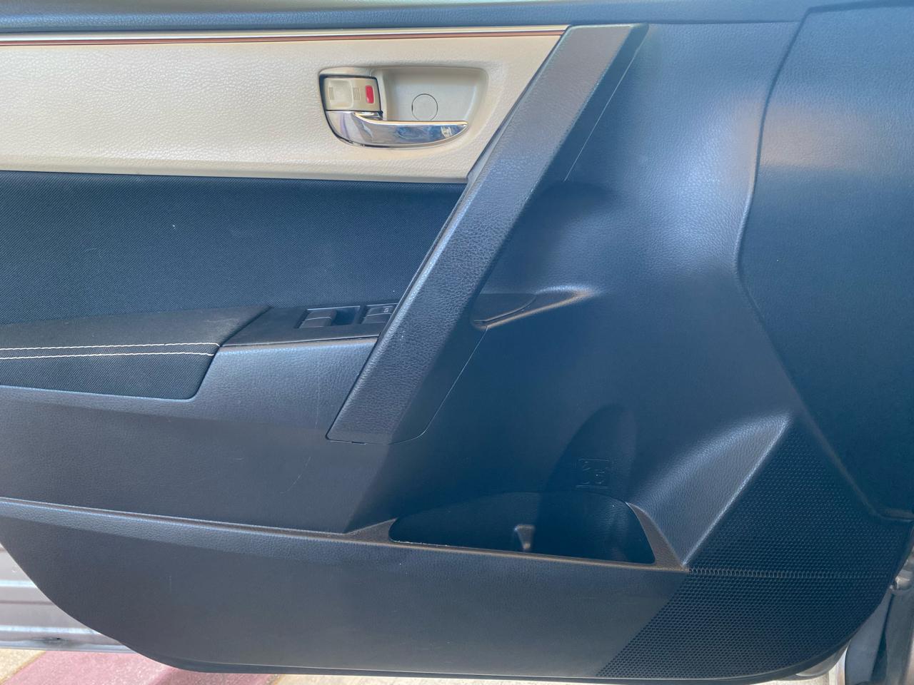 Toyota Corolla  2015