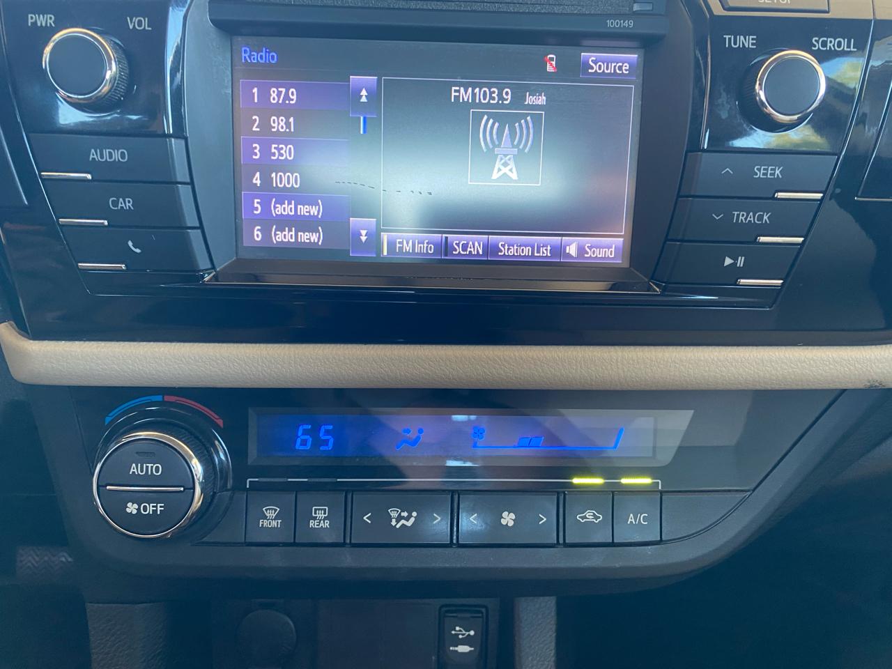 Toyota Corolla  2015