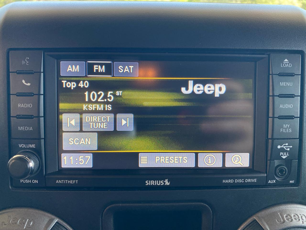 Jeep Wrangler Unlimited 4WD 4dr Willys Wheeler 2015