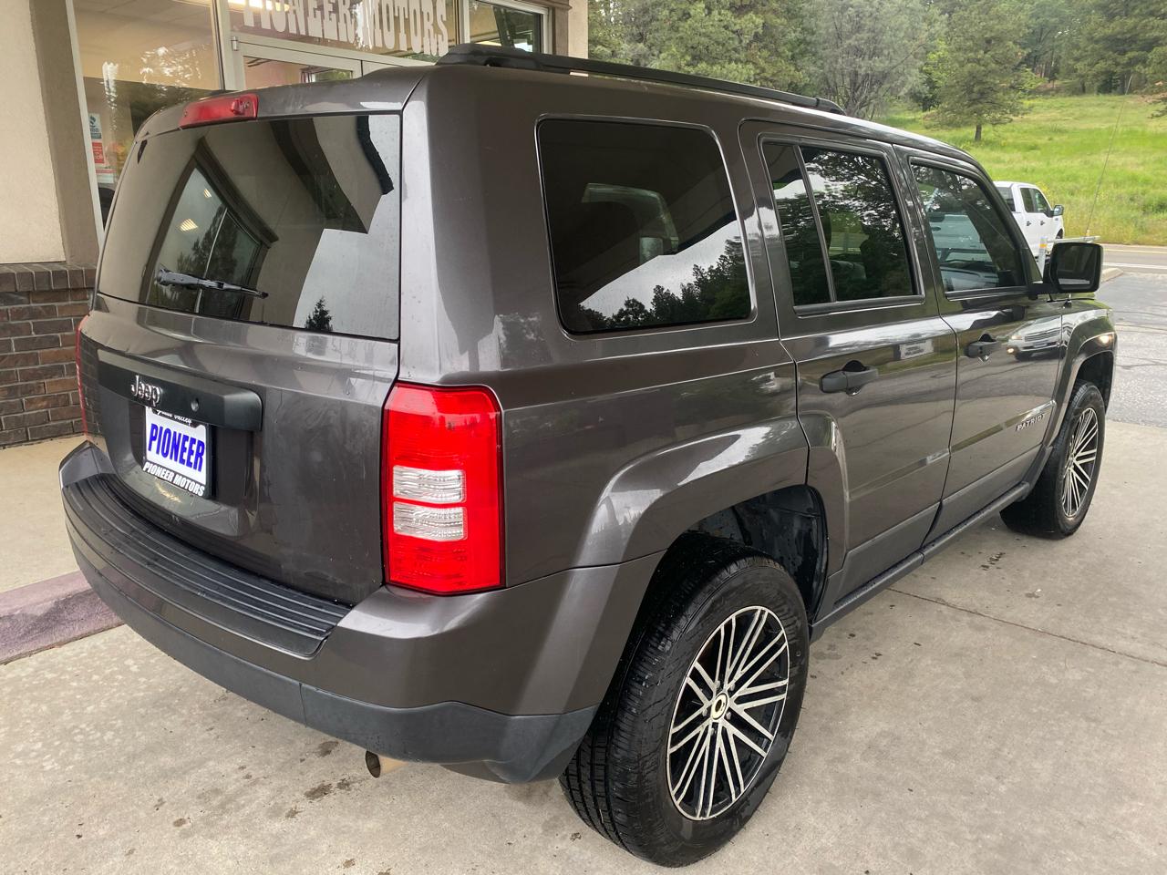 Jeep Patriot FWD 4dr Sport 2016