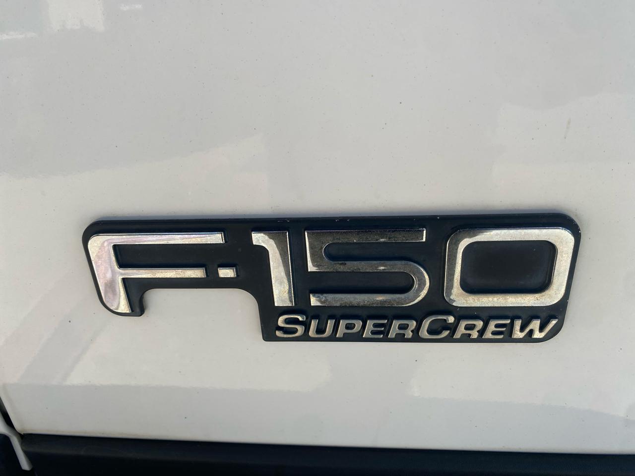 Ford F-150 SuperCrew 139" XLT 4WD 2003