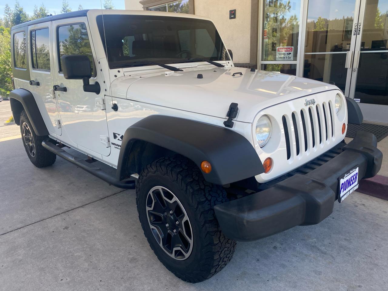 Jeep Wrangler Unlimited 4WD 4dr X 2009