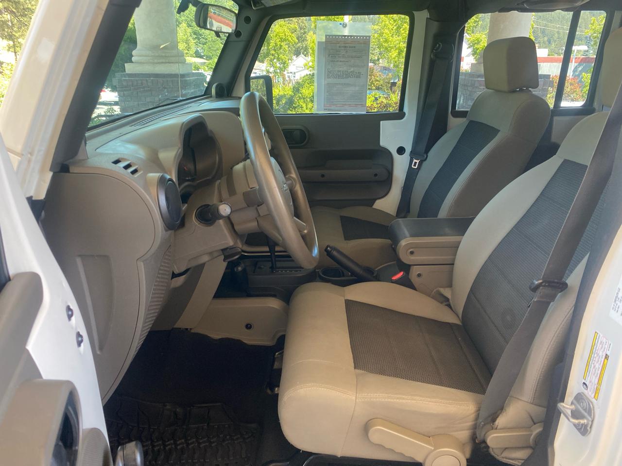 Jeep Wrangler Unlimited 4WD 4dr X 2009