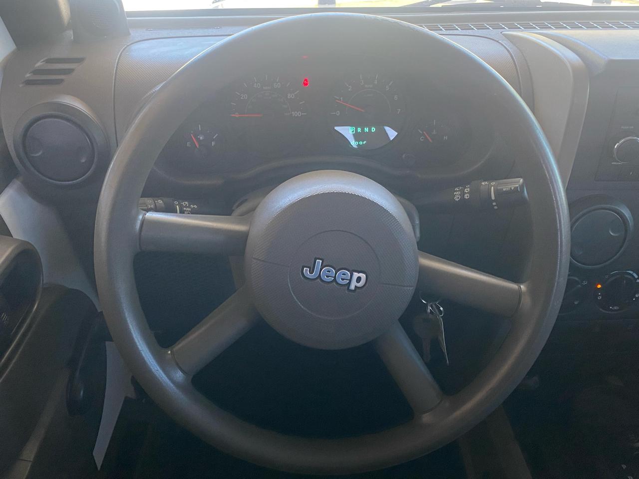 Jeep Wrangler Unlimited 4WD 4dr X 2009