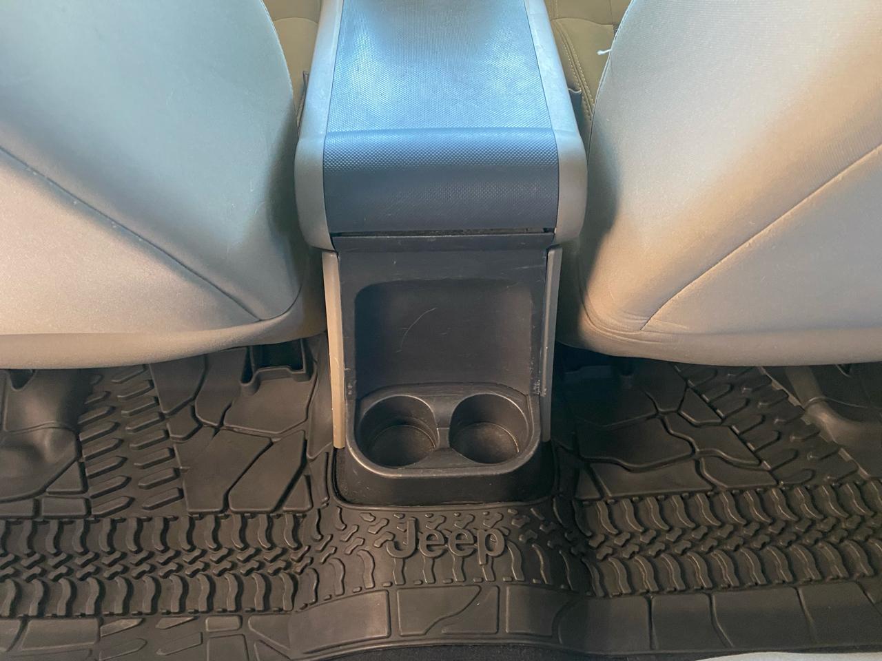 Jeep Wrangler Unlimited 4WD 4dr X 2009