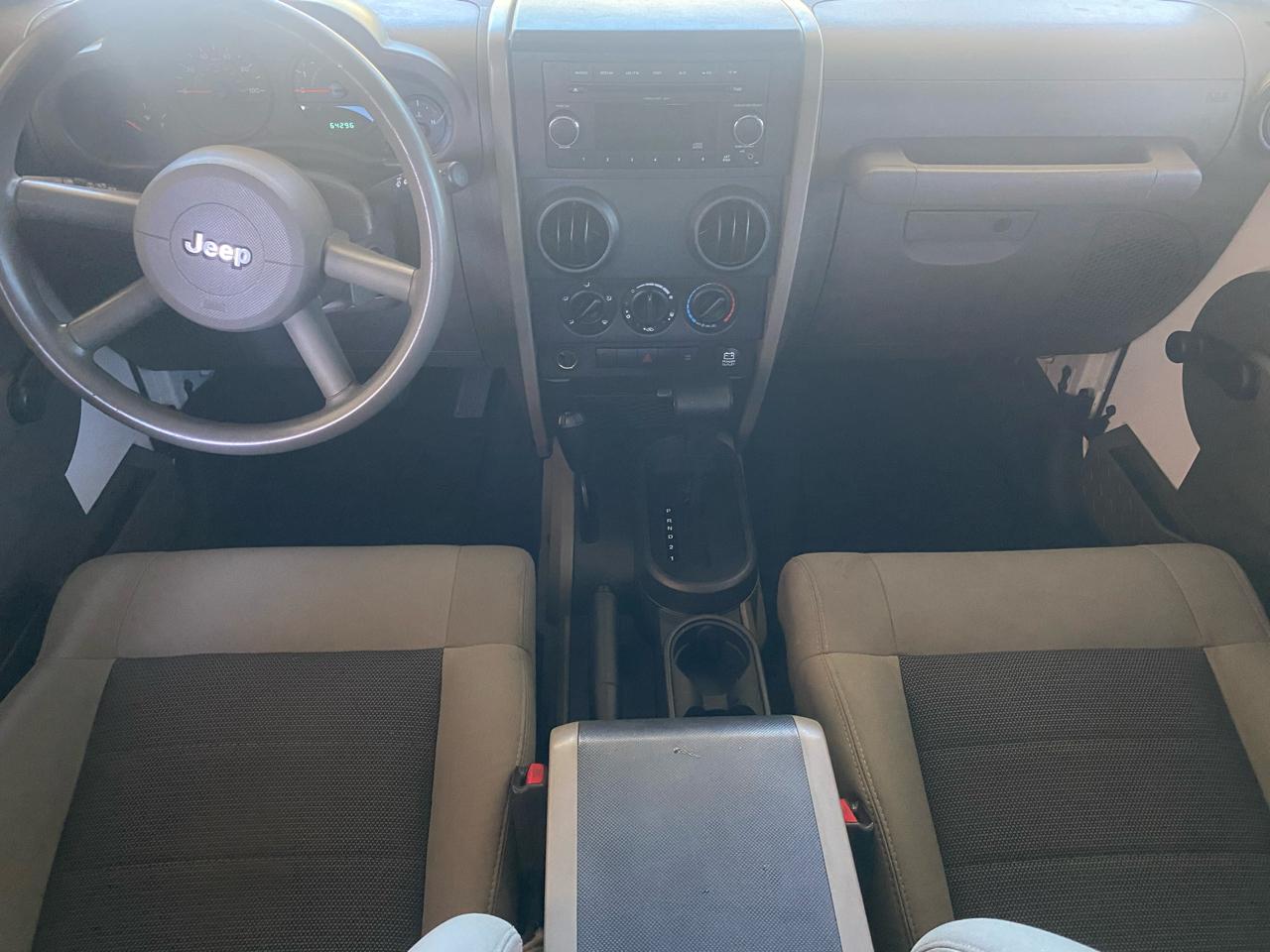 Jeep Wrangler Unlimited 4WD 4dr X 2009