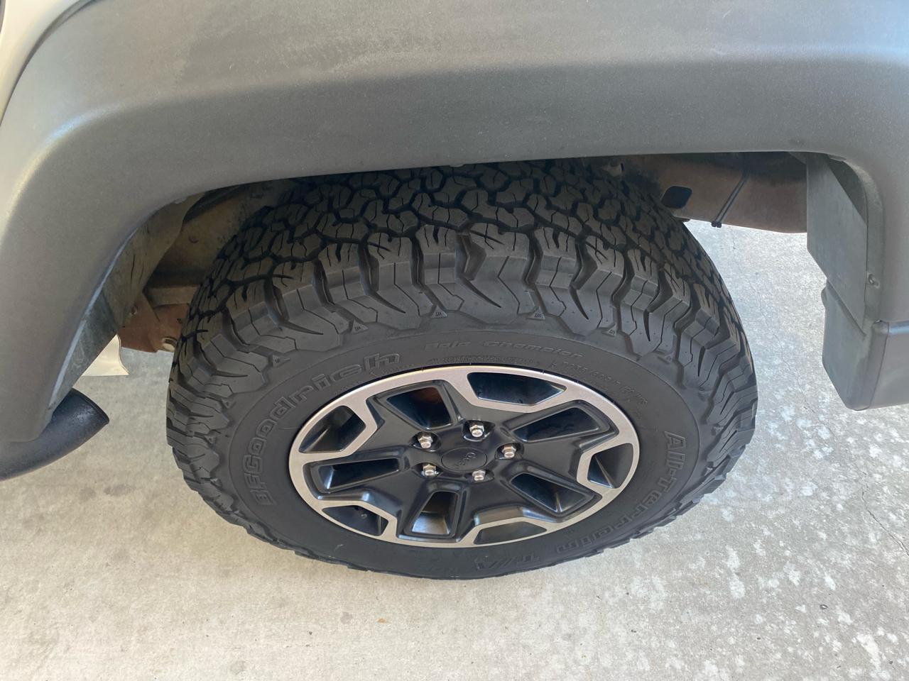Jeep Wrangler Unlimited 4WD 4dr X 2009