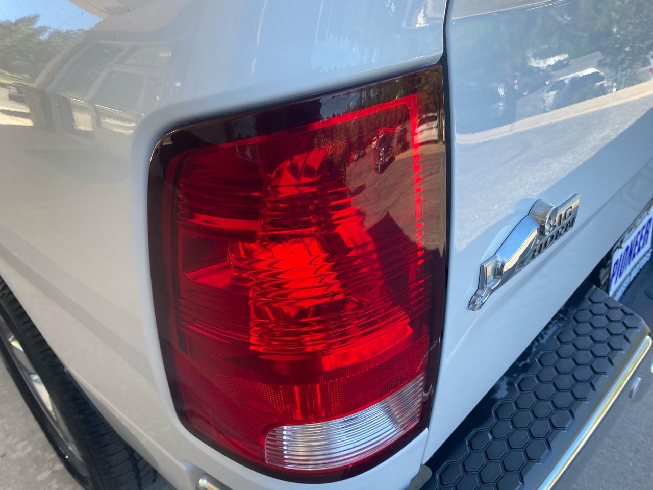 RAM 1500 Big Horn 4x4 Crew Cab 5'7" Box 2017