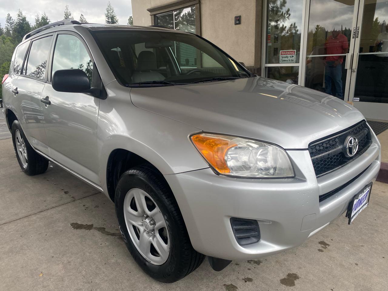 Toyota RAV4  2012